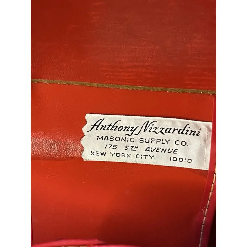 Shriners Fez Hat Hard Case by Anthony Nizzardini Masonic Supply Co Vtg Zippered